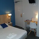 乐瑞雷沃邦酒店 酒店 阿布维尔